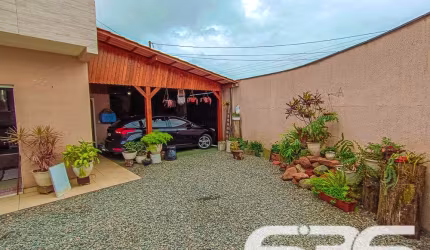 Casa | Joinville | Adhemar Garcia