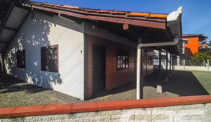 Casa | Balneário Barra do Sul | Centro