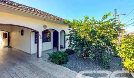 Casa | Joinville | Floresta