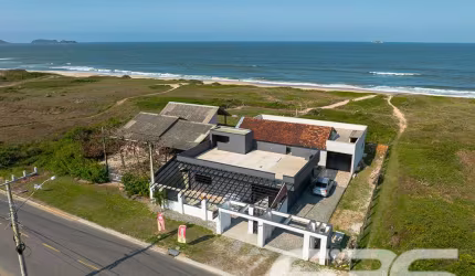 Casa | Balneário Barra do Sul | Salinas