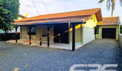 Casa | Balneário Barra do Sul | Centro