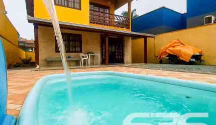 Casa | Balneário Barra do Sul | Costeira