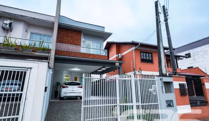 Casa | Joinville | Jardim Iririú