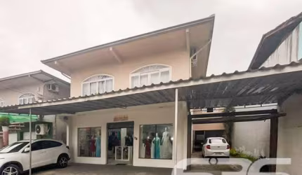 Casa | Joinville | Comasa