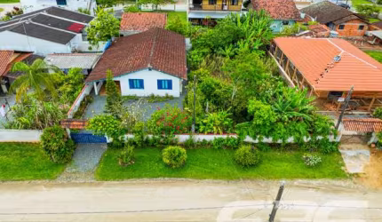Casa | Balneário Barra do Sul | Costeira