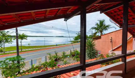 Casa | Balneário Barra do Sul | Costeira