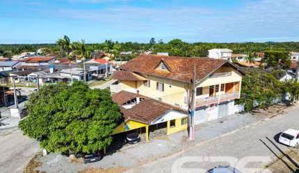 Casa | Balneário Barra do Sul | Costeira
