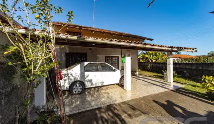 Casa | Balneário Barra do Sul | Costeira
