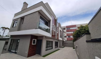 Sobrado à venda, 159 m² por R$ 899.000,00 - Água Verde - Curitiba/PR