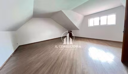 Sobrado à venda, 152 m² por R$ 579.000,00 - Xaxim - Curitiba/PR