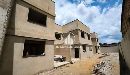 Sobrado à venda, 62 m² por R$ 390.000,00 - Sítio Cercado - Curitiba/PR