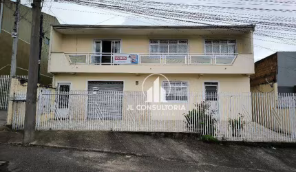 construção com 08 casas para lcoação