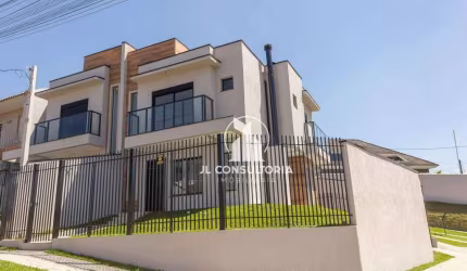 Sobrado à venda, 104 m² por R$ 735.000,00 - Atuba - Curitiba/PR