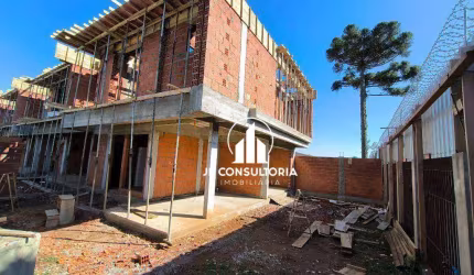 Sobrado com 4 dormitórios à venda, 223 m² por R$ 1.590.000 - Portão - Curitiba/PR
