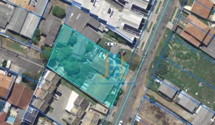 Terreno 24/40 com 2 testadas, Zona de Interesse social