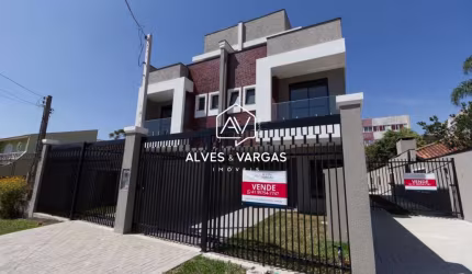 Casa com 3 quartos à venda na Rua Maranhão, 53, Água Verde, Curitiba por R$ 1.100.000