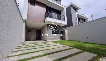 Casa com 4 quartos à venda na Rua Tucum, 26, Uberaba, Curitiba por R$ 749.000
