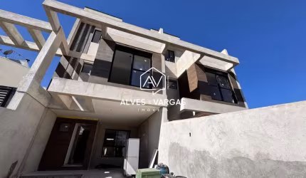 Casa com 3 quartos à venda na Rua Francisco Maravalhas, 145, Jardim das Américas, Curitiba por R$ 899.000