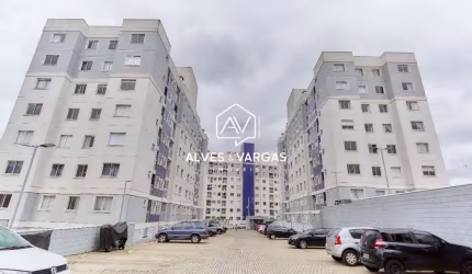 Apartamento com 2 quartos à venda na Rua Silvano Moreschi, 9, Aristocrata, São José dos Pinhais por R$ 330.000