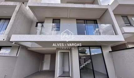 Casa com 3 quartos à venda na Paulo Jacomel, 24, Uberaba, Curitiba por R$ 850.000