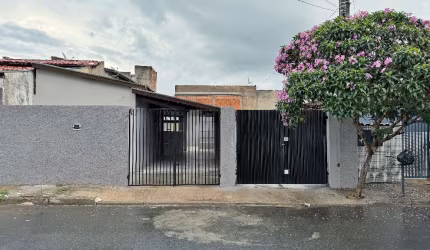 Casa - Jardim California - frente