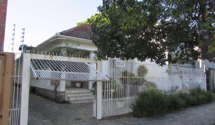 CASA 3D no bairro MENINO DEUS em PORTO ALEGRE