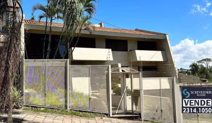 CASA 4D no bairro Menino Deus em Porto Alegre