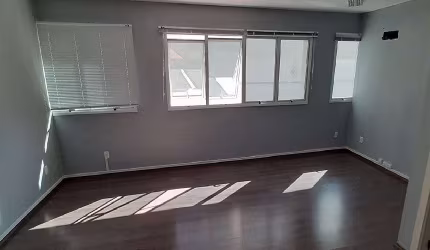 CONJUNTO/SALA no bairro Menino Deus em PORTO ALEGRE