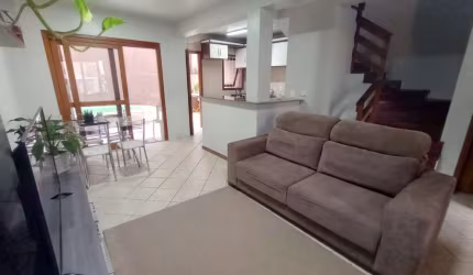 CASA 3D no bairro ESPIRITO SANTO em Porto Alegre