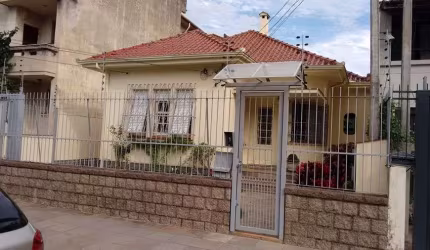 CASA 4D no bairro Menino Deus em Porto Alegre