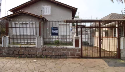 CASA 4D no bairro Menino Deus em Porto Alegre