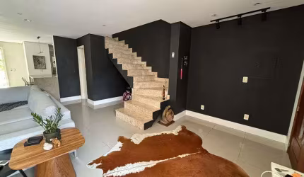 CASA 4D no bairro Menino Deus em Porto Alegre