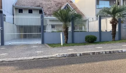Lindo sobrado no Centro de Pinhais