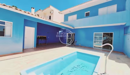 Casa com 4 quarto e piscina no Villa dos Inglezes