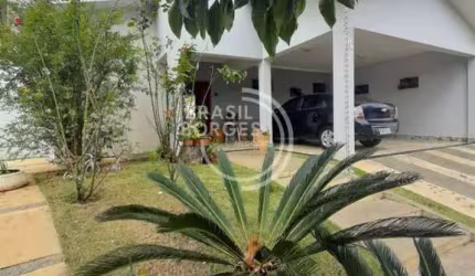 Casa Térrea no Condomínio Lago da Serra - Araçoiaba da Serra/SP