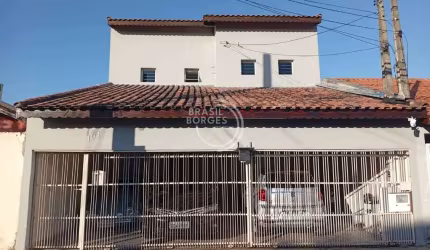 EXCELENTE SOBRADO WANEL VILLE III 03 DORMITÓRIOS, 01 SUÍTE E 03 VAGAS