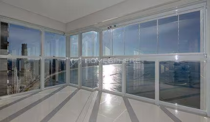 Ibiza Towers Balneário Camboriú - Barra Sul. Apartamento à venda, frente mar, mobiliado, 4 suítes, 4 vagas e lazer completo