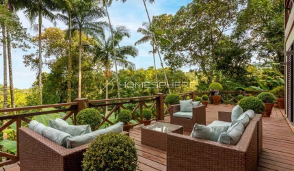 Iporanga Guarujá - SP Casa de Condomínio à venda em Iporanga, Guarujá, 338 m², 7 suítes, varanda, janelões envidraçados voltados para o verde