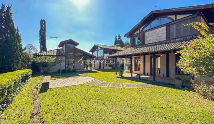 Vila Real do Moinho Velho, Embu das Artes - Casa à venda, 990 m², Projeto Arq. Paulo Vilela, amplo terreno 6.000 m², 3 vagas e muito espaço