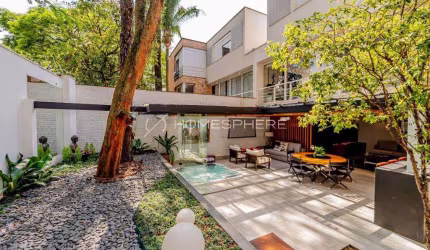 Vila Das Araucarias R. Miranda Guerra, 298. Casa de Condomínio à venda em Alto Da Boa Vista, mobiliada, 380 m², 3 suítes, Spa e 3 vagas
