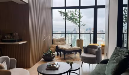 Condomínio Galeria 90 Rua Casa Do Ator 90. Cobertura à venda Vila Olímpia, 215 m², 3 suítes, mobiliada e decorada, 3 vagas e lazer completo. Reformada, alto padrão e fino acabamento. Gamaro Galeria 90