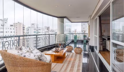 Moema La Roche Alameda dos Tupiniquins. Apartamento à venda em Moema, andar alto, 4 suítes, 5 vagas e lazer. Projeto Consuelo Jorge, alto padrão