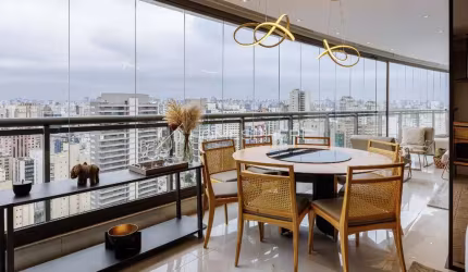 Condomínio Edge Itaim Rua João Cachoeira, 1765. Cobertura à venda Itaim Bibi, 292m², 3 quartos, sendo 3 suítes, reformado, mobiliado e decorado, 4 vagas e lazer. Cobertura Espetacular na Vila Nova Con