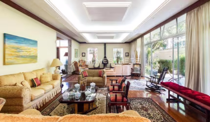 Jardim Paulista Casa à venda Rua Doutor David Campista, casa de esquina com localização privilegiada, 650 m², 4 suítes, área externa com churrasqueira