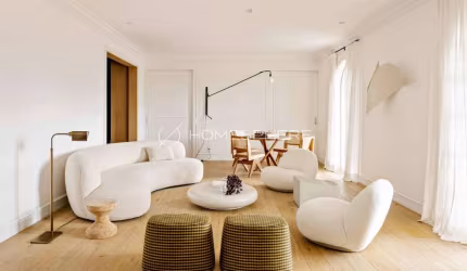 Edifício Golden Palace Jardim Paulista Rua Henrique Martins, 957. Apartamento à venda 365m², 3 quartos sendo 3 suítes, reformado projeto Nildo José, 4 vagas e segurança