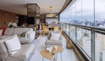 Edifício Edge Itaim Rua João Cachoeira, 1765. Cobertura à venda Itaim Bibi, 292m², 3 quartos, sendo 3 suítes, reformado, mobiliado e decorado, 4 vagas e lazer no Condomínio Edge Itaim