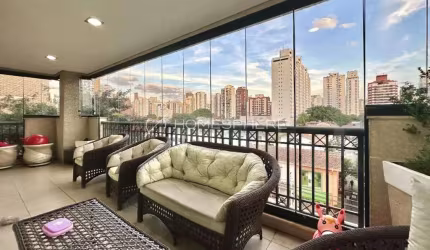 Apartamento com 180 m², 3 quartos sendo 3 suítes à venda no bairro Vila Nova Conceição.
