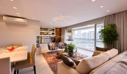 Apartamento com 131 m², 3 quartos sendo 2 suítes, 3 vagas à venda no bairro Campo Belo.