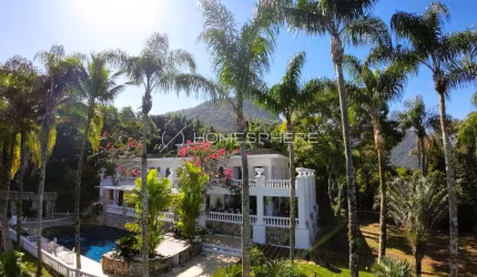 Imóveis à venda em Praia Domingas Dias, Ubatuba - SP. Casas à venda na Praia Domingas Dias, vista mar, 6 suítes, 1000 m², condomínio fechado, piscina e área gourmet