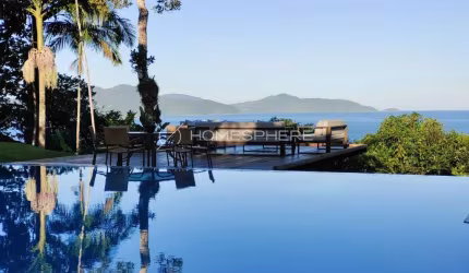 Condomínio Praia Brava Av. Uniflora, 2000. Casas à venda em Praia Brava do Sul, Ubatuba, vista mar, 450 m², 4 suítes, piscina e área gourmet. Casa de Condomínio Alto Padrão - Praia Brava - Ubatuba